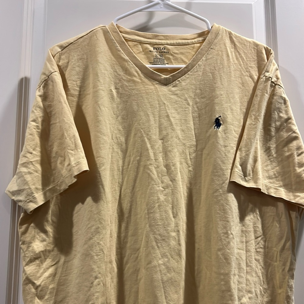 Ralph Lauren Polo Vneck tee Tshirt short sleeves 100% cotton men’s size L yellow